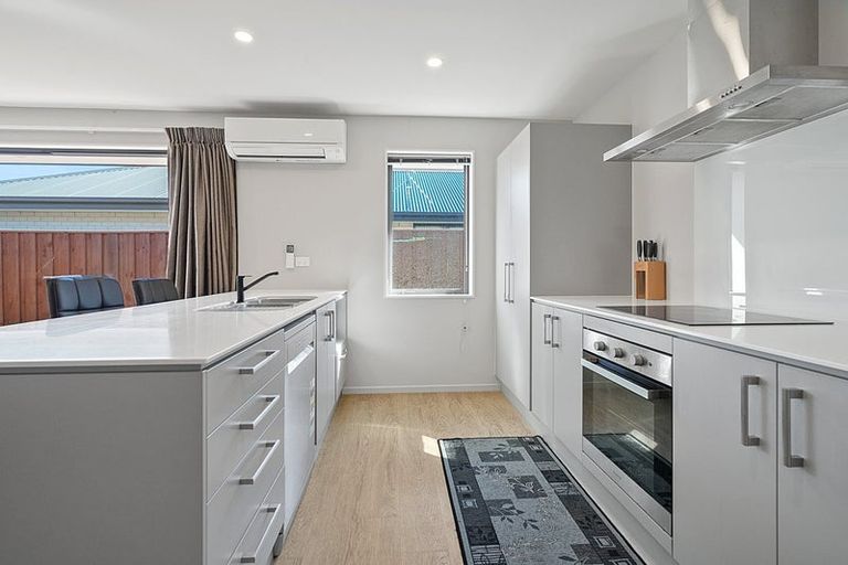 Photo of property in 37 Avanda Avenue, Rolleston, 7615