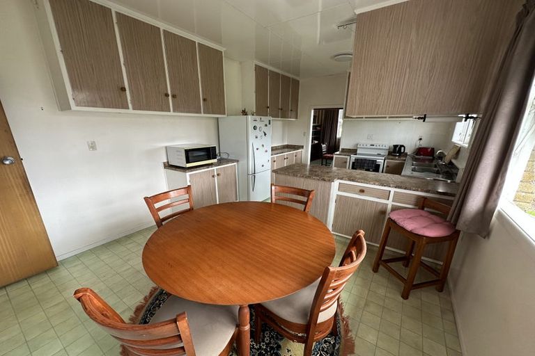 Photo of property in 27 Benalder Crescent, Tokoroa, 3420