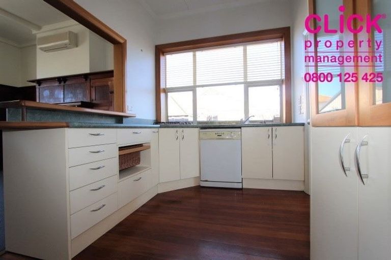 Photo of property in 82 Richardson Street, Saint Kilda, Dunedin, 9012