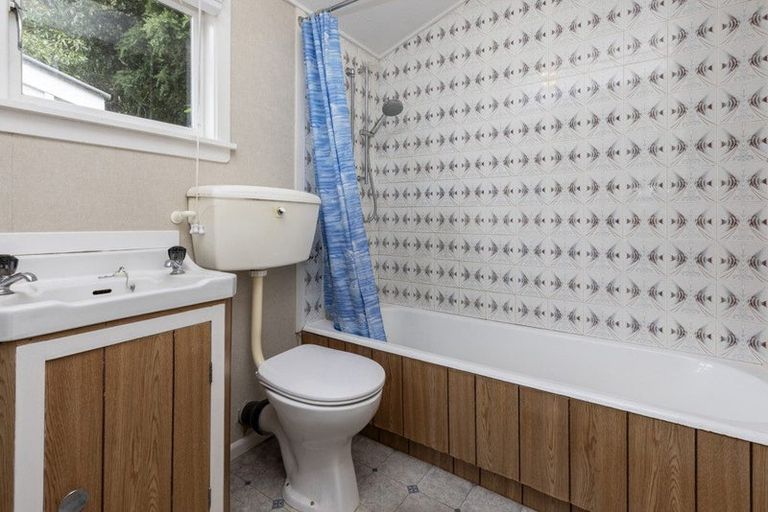 Photo of property in 11 Factory Road, Little Akaloa, 7583