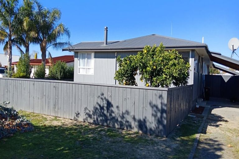 Photo of property in 12b Walton Place, Flaxmere, Hastings, 4120