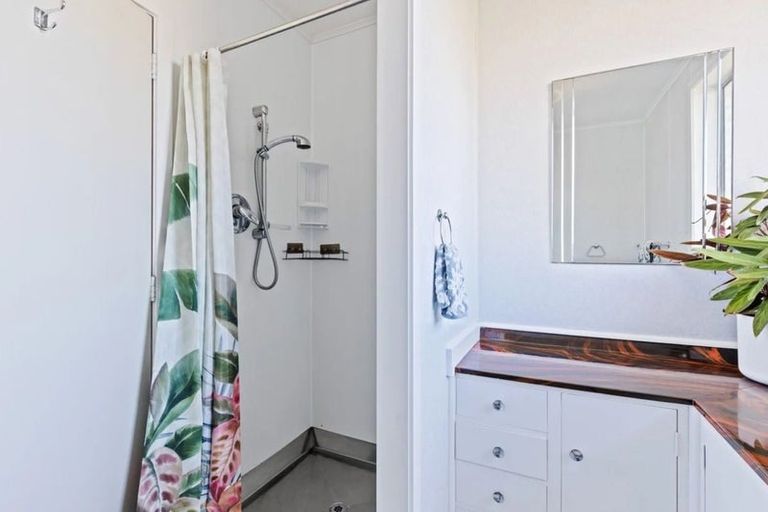 Photo of property in 11b Hine Street, New Plymouth, 4310