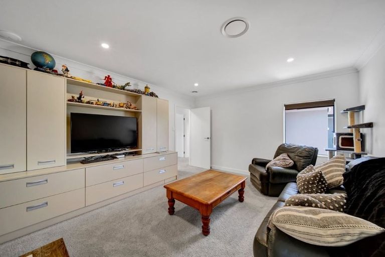 Photo of property in 43 Pennington Road, Brixton, Waitara, 4382