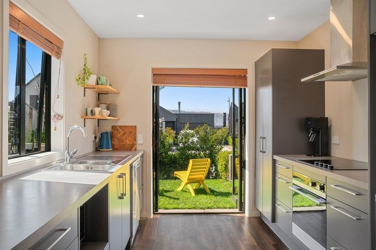 Photo of property in 39 Glen Dene Crescent, Wanaka, 9305