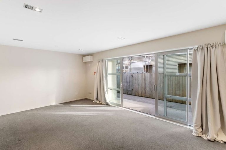 Photo of property in 3/502 Hereford Street, Linwood, Christchurch, 8011