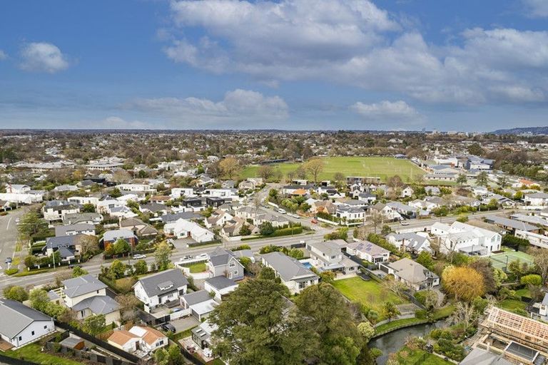 Photo of property in 31 Kotare Street, Fendalton, Christchurch, 8041
