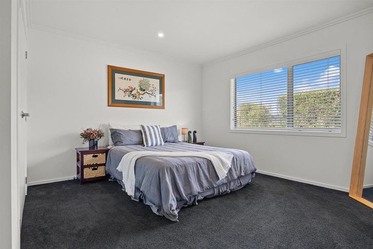 Photo of property in 583 State Highway 16, Kumeu, 0891