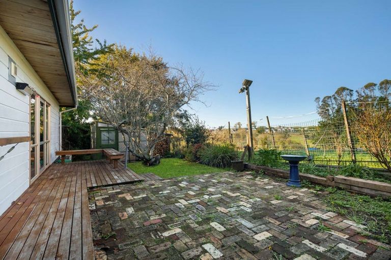 Photo of property in 28 Acacia Crescent, Glenview, Hamilton, 3206