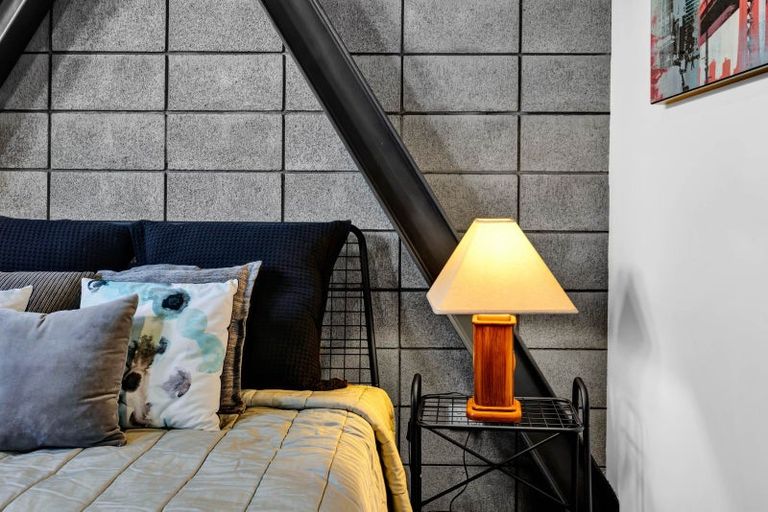 Photo of property in 127 Saint Aubyn Street, New Plymouth, 4310