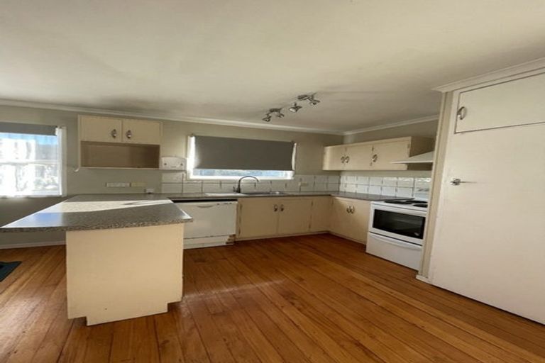 Photo of property in 28 Lisa Crescent, Mangakakahi, Rotorua, 3015