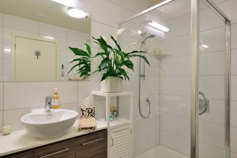 Photo of property in 83 Parkside Drive, Orewa, 0931