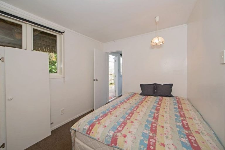 Photo of property in 32 Victoria Road North, Papatoetoe, Auckland, 2025