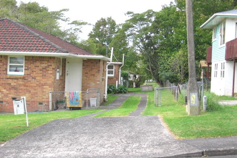 Photo of property in 2/8 Ranui Avenue, Ranui, Auckland, 0612