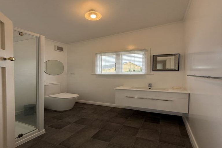 Photo of property in 4 Myrtle Crescent, Mount Cook, Wellington, 6021