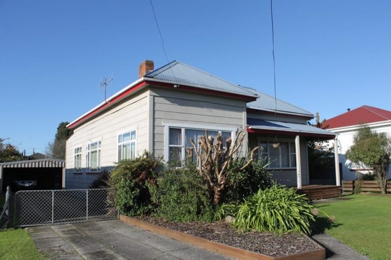 Photo of property in 37 Queen Street, Westport, 7825