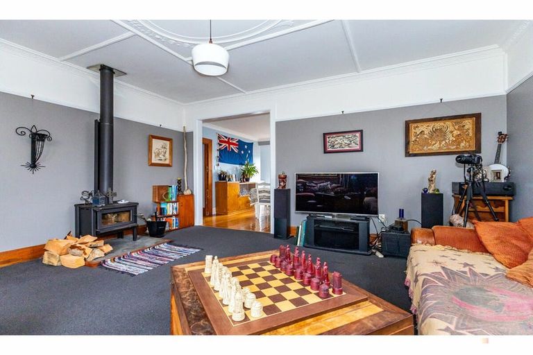 Photo of property in 21 Parsonage Road, Waimate, 7924