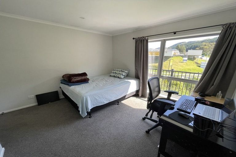 Photo of property in 60 Hokioi Drive, Kenepuru, Porirua, 5022