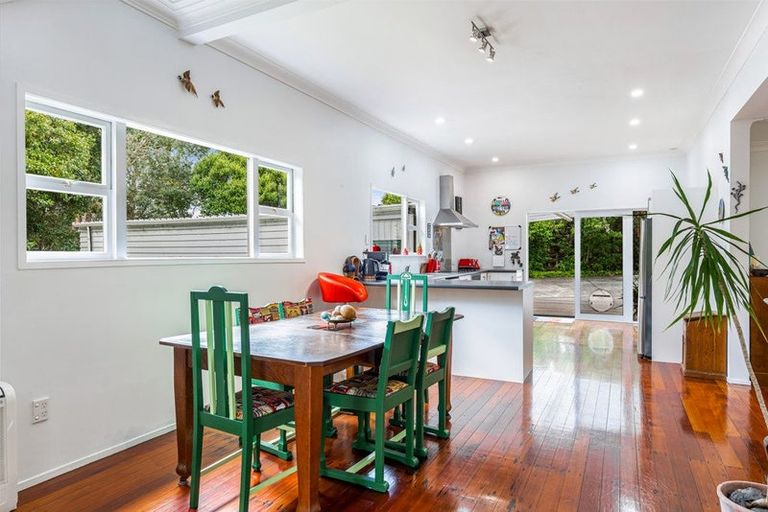 Photo of property in 41c Waimauku Station Road, Waimauku, 0812