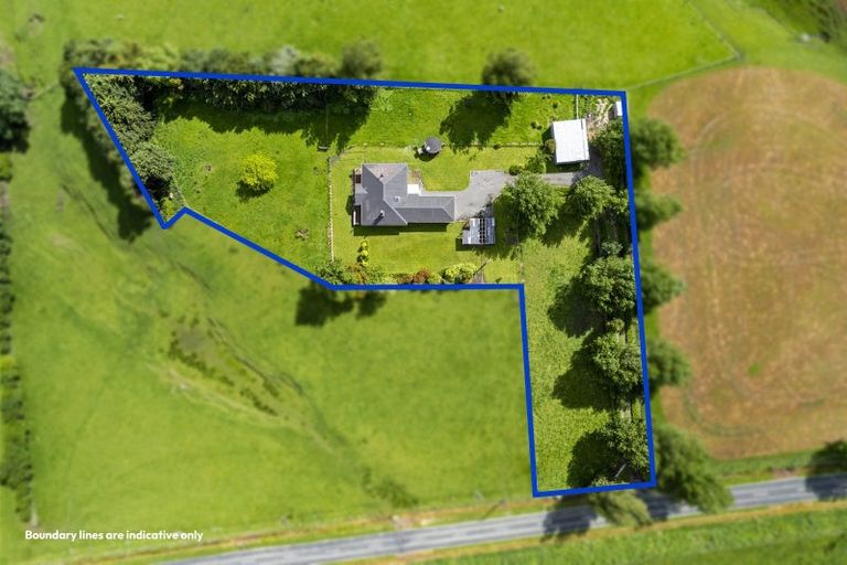 Photo of property in 1926 Makino Road, Halcombe, Feilding, 4779