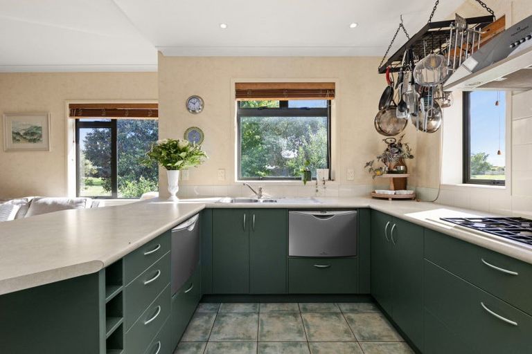 Photo of property in 9 Thode Place, Greenmeadows, Napier, 4112