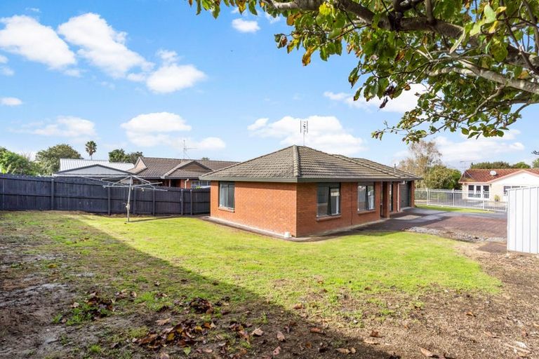 Photo of property in 9 Horlicks Place, Randwick Park, Auckland, 2105