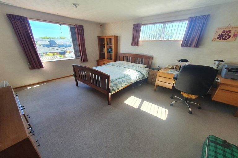 Photo of property in 73 Matipo Street, Riccarton, Christchurch, 8041