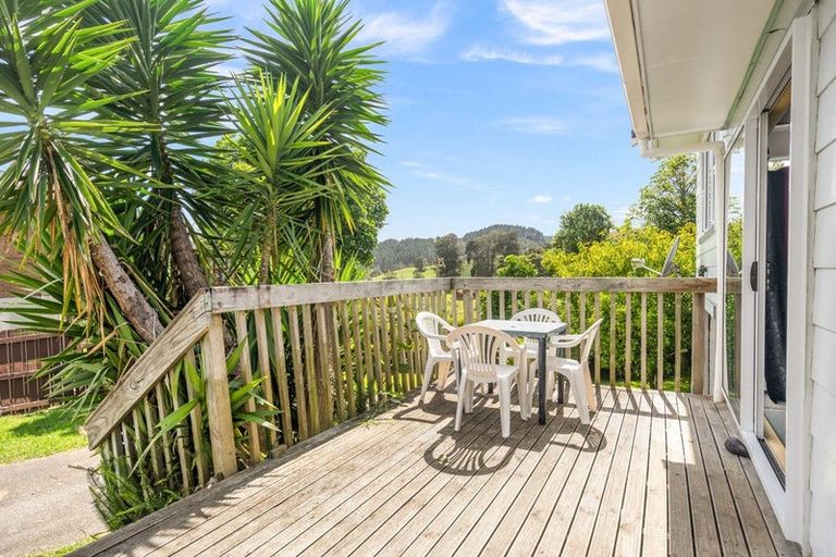 Photo of property in 15 Clotworthy Crescent, Onerahi, Whangarei, 0110