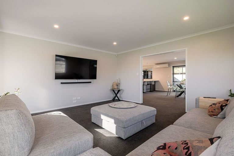 Photo of property in 33 Monarch Drive, Ashhurst, 4810