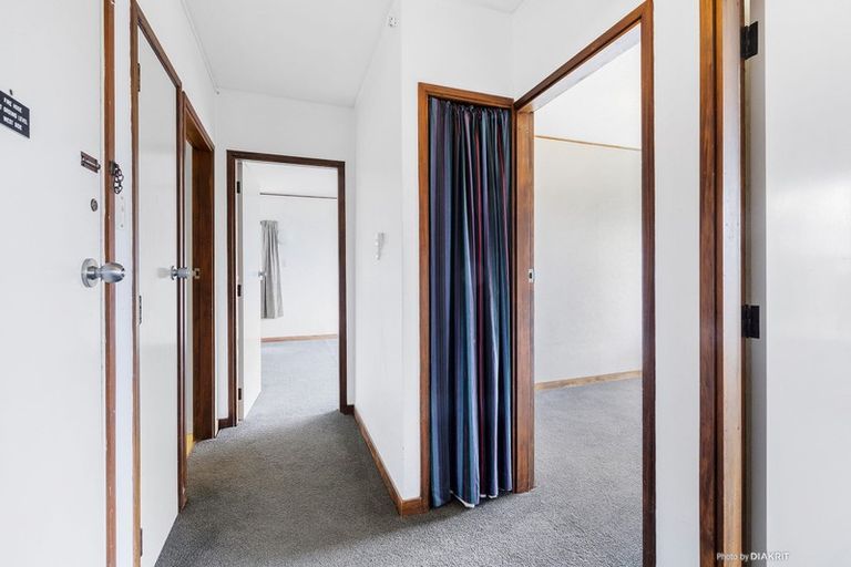 Photo of property in 61c Mortimer Terrace, Brooklyn, Wellington, 6021