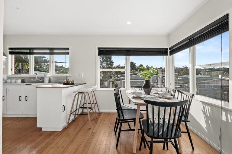 Photo of property in 23 Royston Street, Rosehill, Papakura, 2113