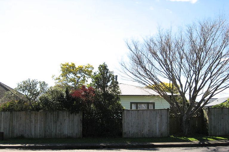 Photo of property in 18 Gaisford Terrace, Waipukurau, 4200