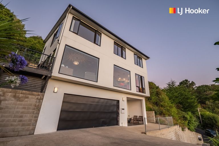 Photo of property in 11 Glengyle Street, Vauxhall, Dunedin, 9013