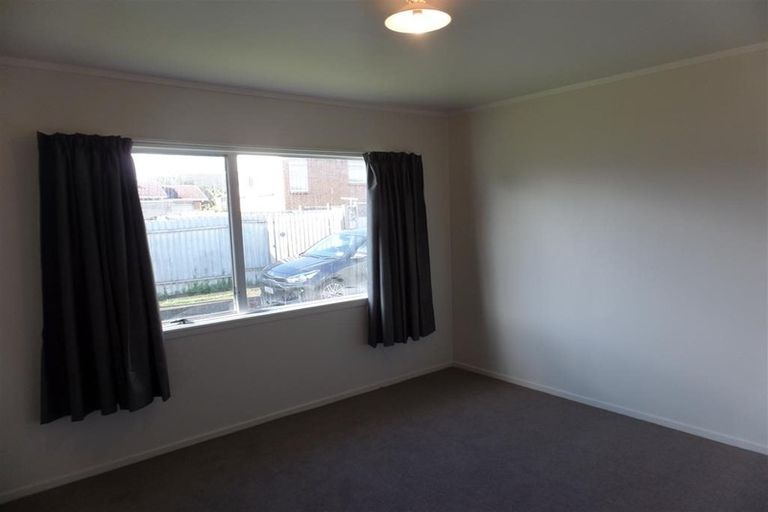 Photo of property in 2/55 Palmers Road, Clendon Park, Auckland, 2103