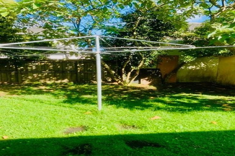 Photo of property in 2a Williams Avenue, Pakuranga, Auckland, 2010