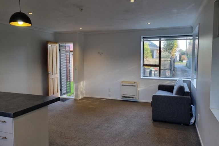 Photo of property in 1/11 Harris Crescent, Papanui, Christchurch, 8053