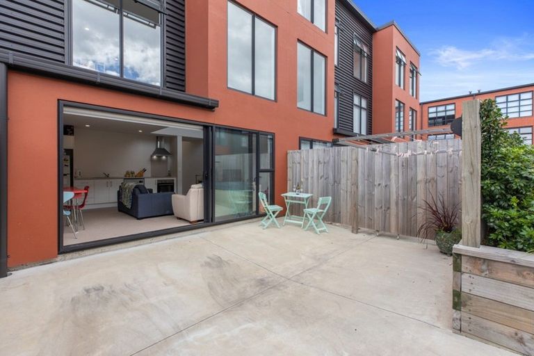 Photo of property in 14/17 Owens Place, Mount Maunganui, 3116