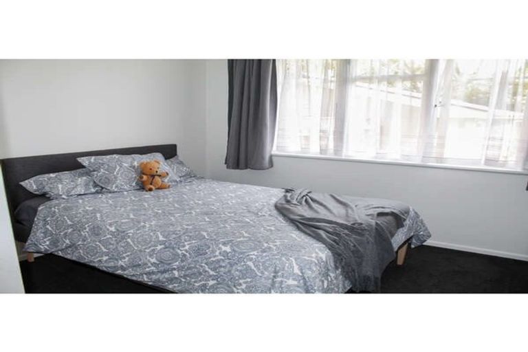 Photo of property in 51 Parkland Crescent, Terrace End, Palmerston North, 4410