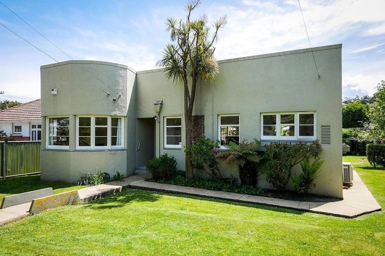 Photo of property in 3 Sunbury Street, Andersons Bay, Dunedin, 9013