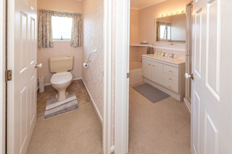 Photo of property in 30 Kakaho Drive, Tawhero, Whanganui, 4501