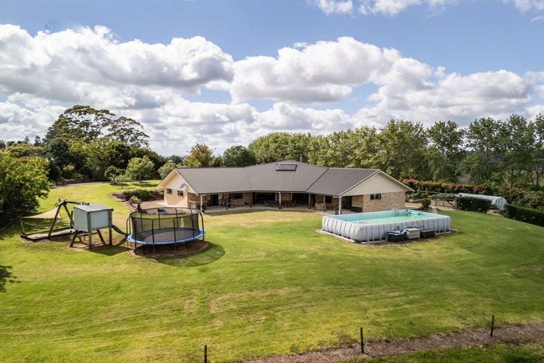 Photo of property in 397a Pungaere Road, Waipapa, Kerikeri, 0295