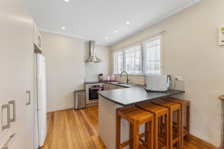 Photo of property in 27 Epuni Street, Hutt Central, Lower Hutt, 5011