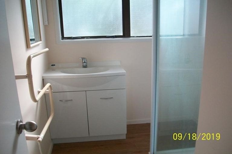 Photo of property in 2/19 Brook Street, Milford, Auckland, 0620