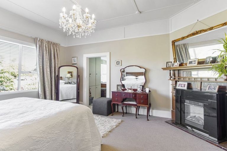 Photo of property in 12 Parsonage Road, Waimate, 7924