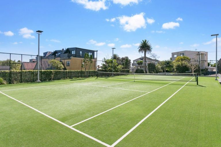 Photo of property in Shangri La Apartments, 6/97 Jervois Road, Herne Bay, Auckland, 1011