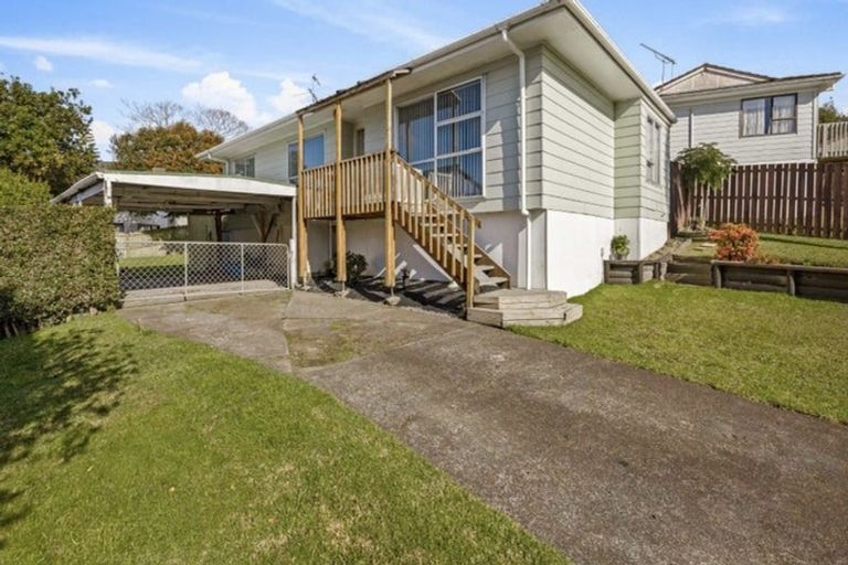 Photo of property in 26 Beauchamp Drive, Massey, Auckland, 0614