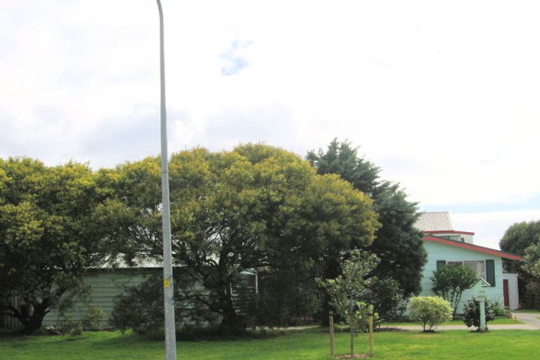 Photo of property in 195 Dickson Road, Papamoa Beach, Papamoa, 3118