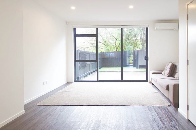 Photo of property in 26 Kotuitui Street, Manukau, Auckland, 2104