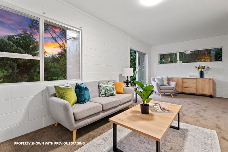 Photo of property in 13 Sandford Street, Campbells Bay, Auckland, 0630