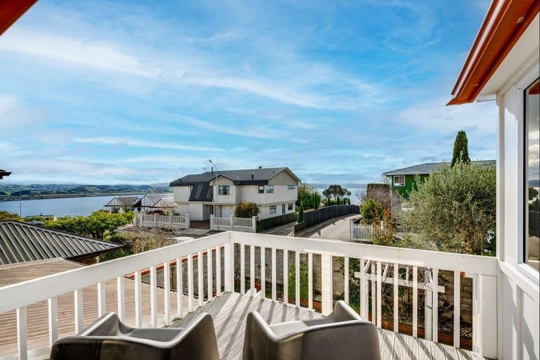 Photo of property in 121 Thompson Road, Bluff Hill, Napier, 4110