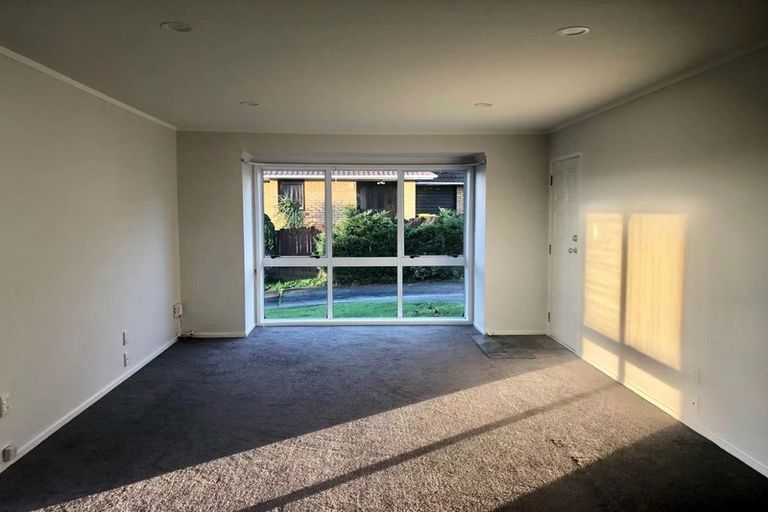 Photo of property in 1/80 Aberfeldy Avenue, Highland Park, Auckland, 2010